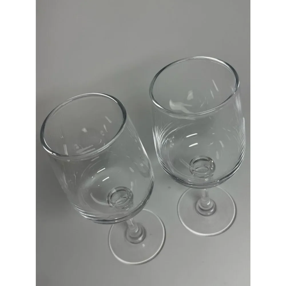 Set of 2 Pottery Barn Claro Stemmed Wine Glasses Goblets